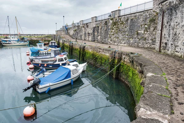 Carnlough Noord Ierland Juli 2020 Vissersboten Carnlough Harbor Aan Antrim — Stockfoto