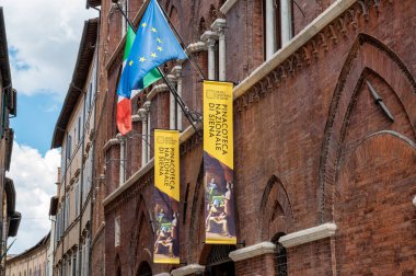 Sienna, Italy- 8 Haziran 2025: Sienna Sanat Müzesi Pinacoteca