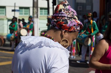 Conselheiro lafaiete state Minas Gerais Brazil Temmuz 08 2018 dini festival dansçıları geleneksel Brezilya dans festivali congado.