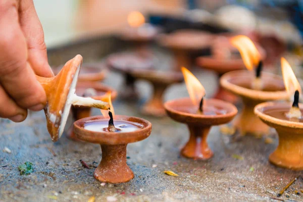 Woman Hand Terra Cota Oil Lamps Religious Offerings Temple Nepal — Stock Photo, Image