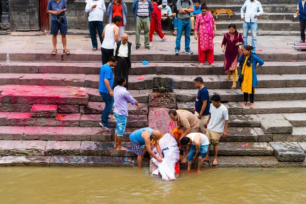 Pashupatinath Nepal July 2018 Cremation Ritual Pashupatinath Famous Sacred Hindu — Stock Photo, Image