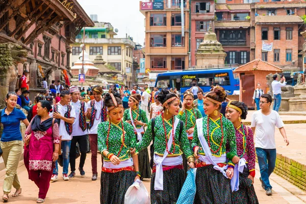 Pátan Lalitpur Nepál Července 2018 Skupina Tanečníků Nosí Tradiční Kroje — Stock fotografie
