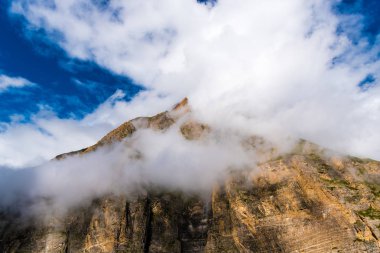 Doğa ve bakış açısı Annapurna koruma alanı, bir sıcak nokta hedef dağcıların Nepal'ın en büyük koruma alani.