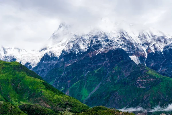 Nature view in Annapurna Conservation Area, a hotspot destination for mountaineers and Nepal\'s largest protected area.