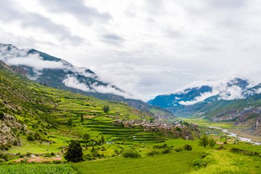 Doğa ve bakış açısı Annapurna koruma alanı, bir sıcak nokta hedef dağcıların Nepal'ın en büyük koruma alani.