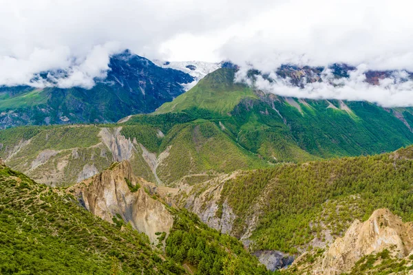 Nature view in Annapurna Conservation Area, a hotspot destination for mountaineers and Nepal\'s largest protected area.
