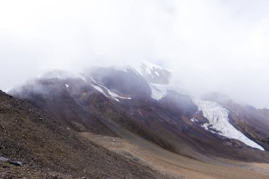 Doğa ve bakış açısı Annapurna koruma alanı, bir sıcak nokta hedef karlı zirveleri ile dağcıların Nepal'ın en büyük koruma alani.