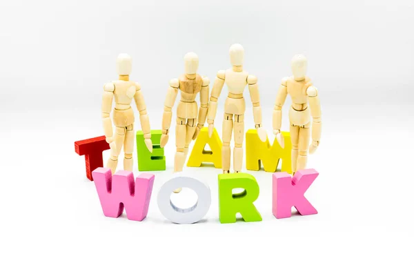 Wooden Figures Posing Business Men Words Team Work Isolated White — Stock Photo, Image