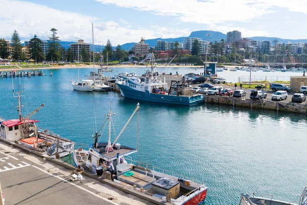 Les gens profitent du long week-end à Wollongong, la troisième plus grande ville de la NSW, connue pour le parachutisme, les galeries d'art, les musées, les plages immaculées et les sentiers de randonnée — Photo