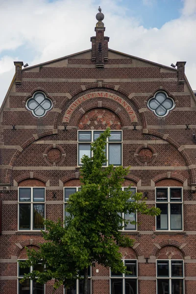 Leiden, Hollanda:Tradional Hollanda evleri — Stok fotoğraf