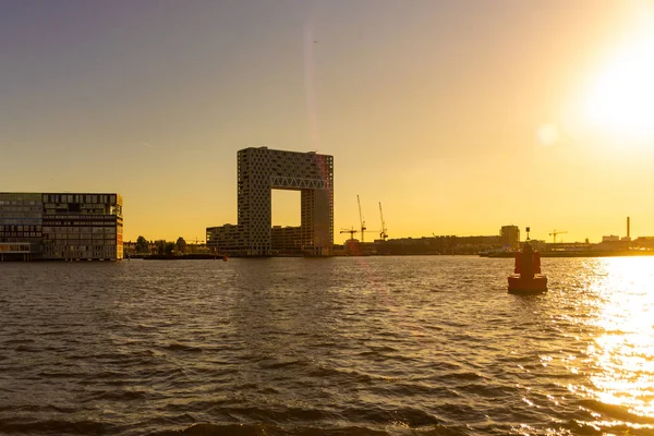 Amsterdamské Panorama v zapadajícím slunci — Stock fotografie
