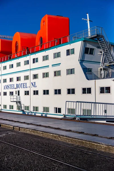 AMSTERDAM, HOLLAND  NETHERLANDS  June 21, 2019, Botel in Amsterdam hotel on the boat — Stock Photo, Image