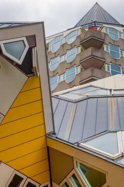 Rotterdam, Hollanda - 31 Mayıs 2019: Küp evler m ayarlanır