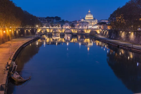 Tiber Peters Basilica Aurelius Bridge Ponte Sisto Bridge Blue Hour — Stock Photo, Image