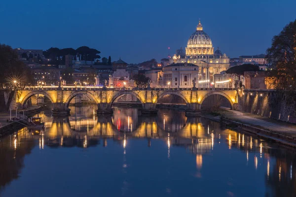 Tiber Peters Basilica Aurelius Bridge Ponte Sisto Bridge Blue Hour — Stock Photo, Image