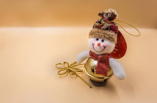 Christmas Toys Christmas Tree Toy Snowman Beige Background — Stock Photo, Image