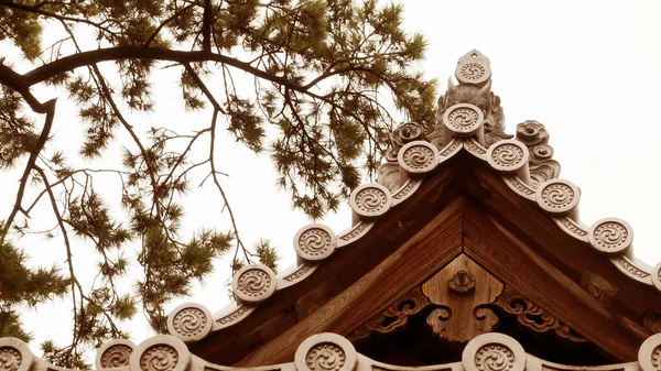 Λεπτομέρειες Διακόσμησης Της Οροφής Του Σπιτιού Στο Παραδοσιακό Ιαπωνικό Στυλ — Φωτογραφία Αρχείου