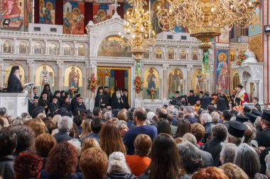 Larissa, Yunanistan - 10 Kasım 2018: yeni Bishop, Thessaly Ieronymos, metropoletan Kilisesi St. Achilleos kutlama töreni