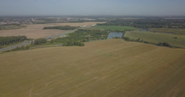 Vista aérea sobre el municipio 4K. 4k 4096 x 2160 píxeles — Vídeos de Stock