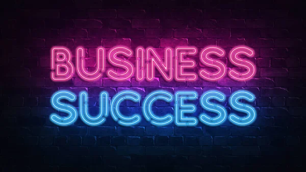 Business framgång neonskylt. lila och blått sken. Neon-text. Tegelvägg upplyst av neonlampor. Nattbelysning på väggen. 3D-illustration. Trendig design. ljus banner, ljusreklam — Stockfoto