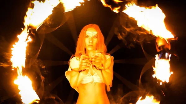 Fire Woman Dancing Burning Fans — Stock Photo, Image