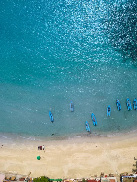 Aerial Widok Lotu Ptaka Fale Morskie Linii Piaszczystej Plaży Widok — Zdjęcie stockowe