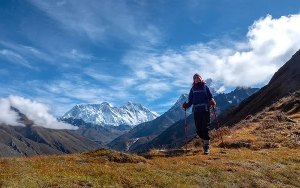 Randonnée Pédestre Active Profitant Vue Sur Les Montagnes Himalaya Paysage — Photo