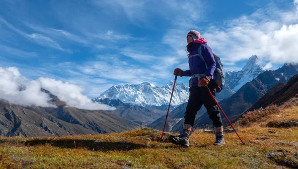 Randonnée Pédestre Active Profitant Vue Sur Les Montagnes Himalaya Paysage — Photo