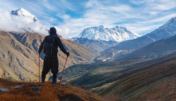 Caminhadas Ativas Para Caminhantes Desfrutando Vista Das Montanhas Himalaia Paisagem — Fotografia de Stock