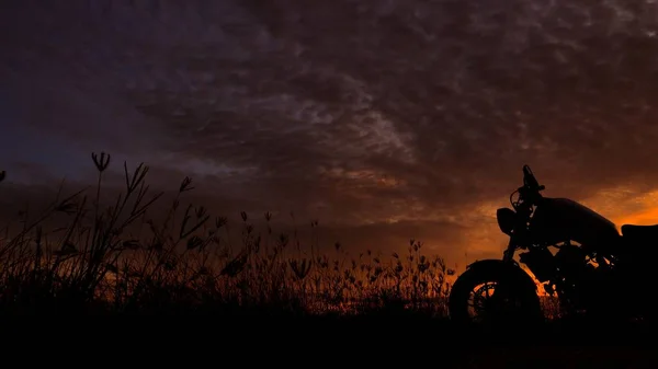 Motorcykel Siluett Vid Solnedgången Tid — Stockfoto