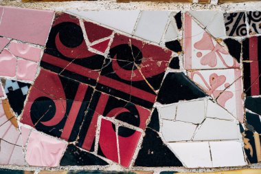 Yakın plan Mozaik Antonio Gaudi Park Guell, Barcelona 'da