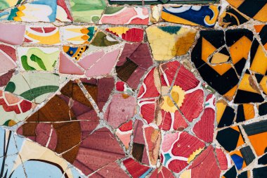 Yakın plan Mozaik Antonio Gaudi Park Guell, Barcelona 'da