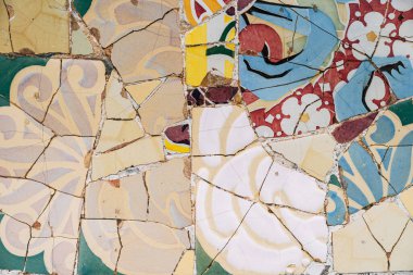 Yakın plan Mozaik Antonio Gaudi Park Guell, Barcelona 'da