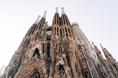 Barcelona 'daki Noel Sagrada Familia cephesi.