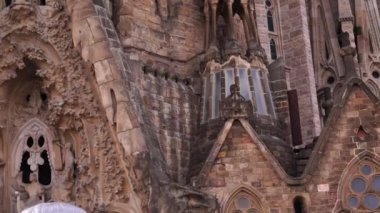Barcelona 'daki Noel Sagrada Familia cephesi.