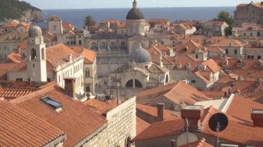 Dubrovnik Dubrovnik 'teki Bakire Meryem' in Varsayımı Katedrali. Büyük kubbeli bir kilise..