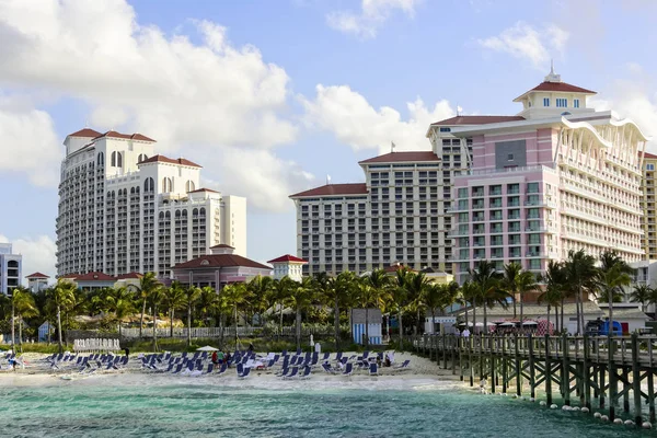 Nassau Bahamy Března 2018 Turisty Těší Svou Dovolenou Pláži Nassau — Stock fotografie
