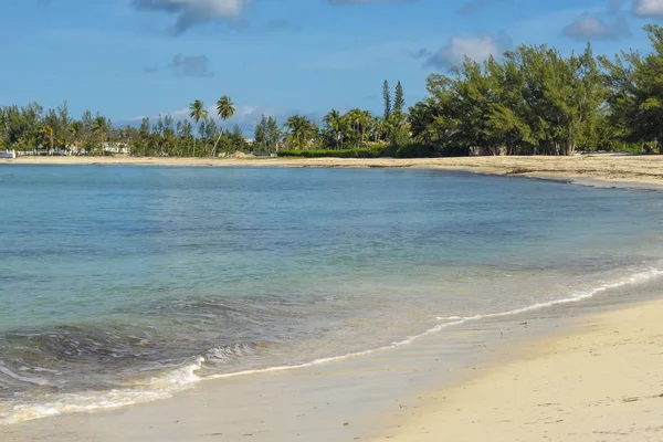 Pięknej Piaszczystej Plaży Wyspie Mieście Nassau Bahamy — Zdjęcie stockowe