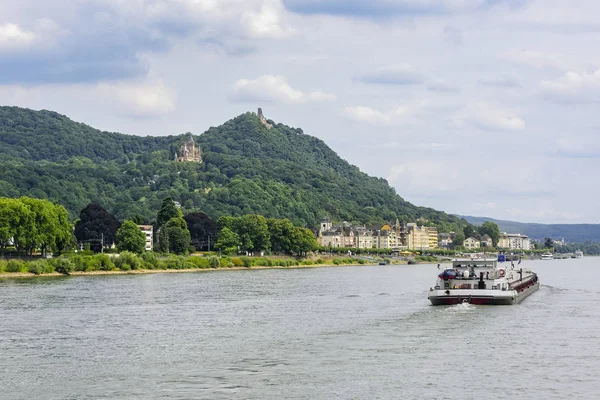 Lastkahn auf dem Rhein — Stockfoto
