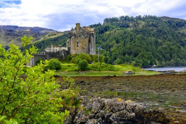 İskoçya 'daki Eilean Donan Kalesi