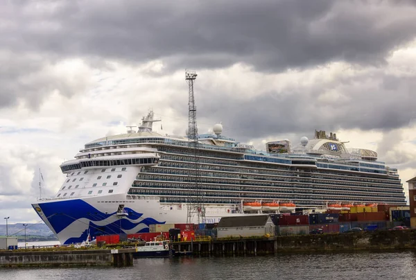 Princess Cruise Ship accosté à Greenock, Écosse — Photo