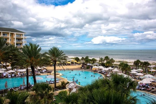 Amelia Island Florida Agosto 2019 Turistas Desfrutam Dia Piscina Hotel — Fotografia de Stock