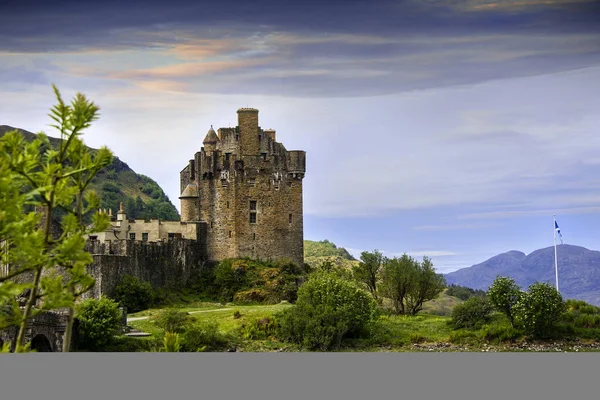 Eilean Donan Κάστρο Χτίστηκε Στα Μέσα Του 13Ου Αιώνα Αλλά — Φωτογραφία Αρχείου