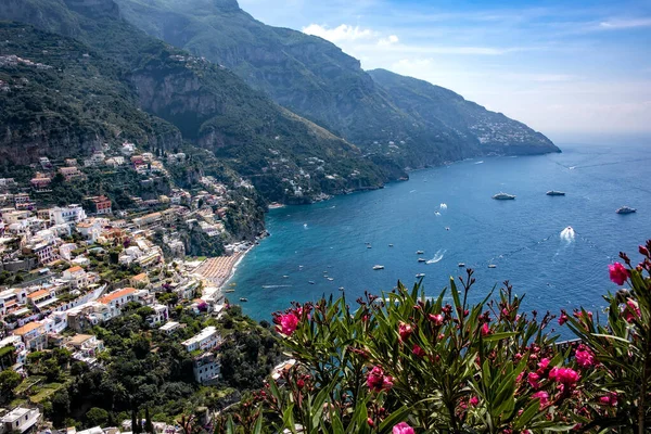 Die Amalfiküste Das Mittelmeer Und Das Dorf Positano Italien — Stockfoto