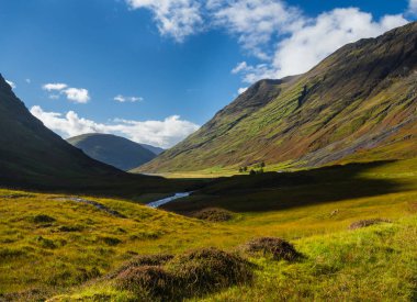 Scottisch Highands'daki Aonach Dubh dağı, İngiltere