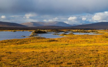 Lochan Na H-Achlaise ve Glen Coe Rannoch Moor