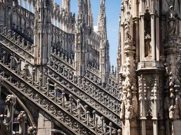 Details on roof terrace of Milan Catehdral in Italy — Stock Photo, Image