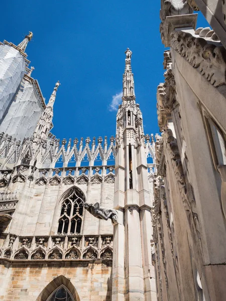 Details on roof terrace of Milan Catehdral in Italy — Stock Photo, Image