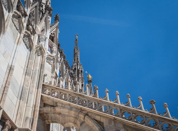 Details on roof terrace of Milan Catehdral in Italy — Stock Photo, Image