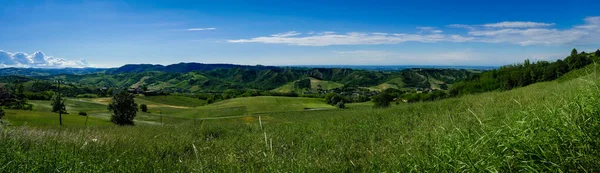 Olasz táj az olaszországi Emilia-Romagna régióban — Stock Fotó